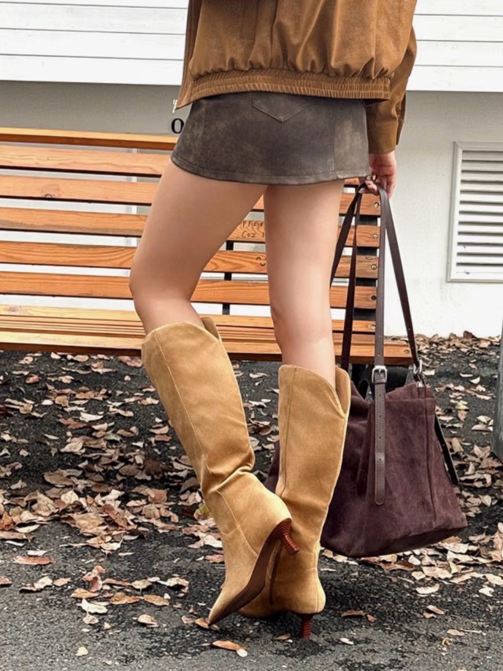 NWT 🤎 Faux Suede Knee High Boots - Picture 3 of 9